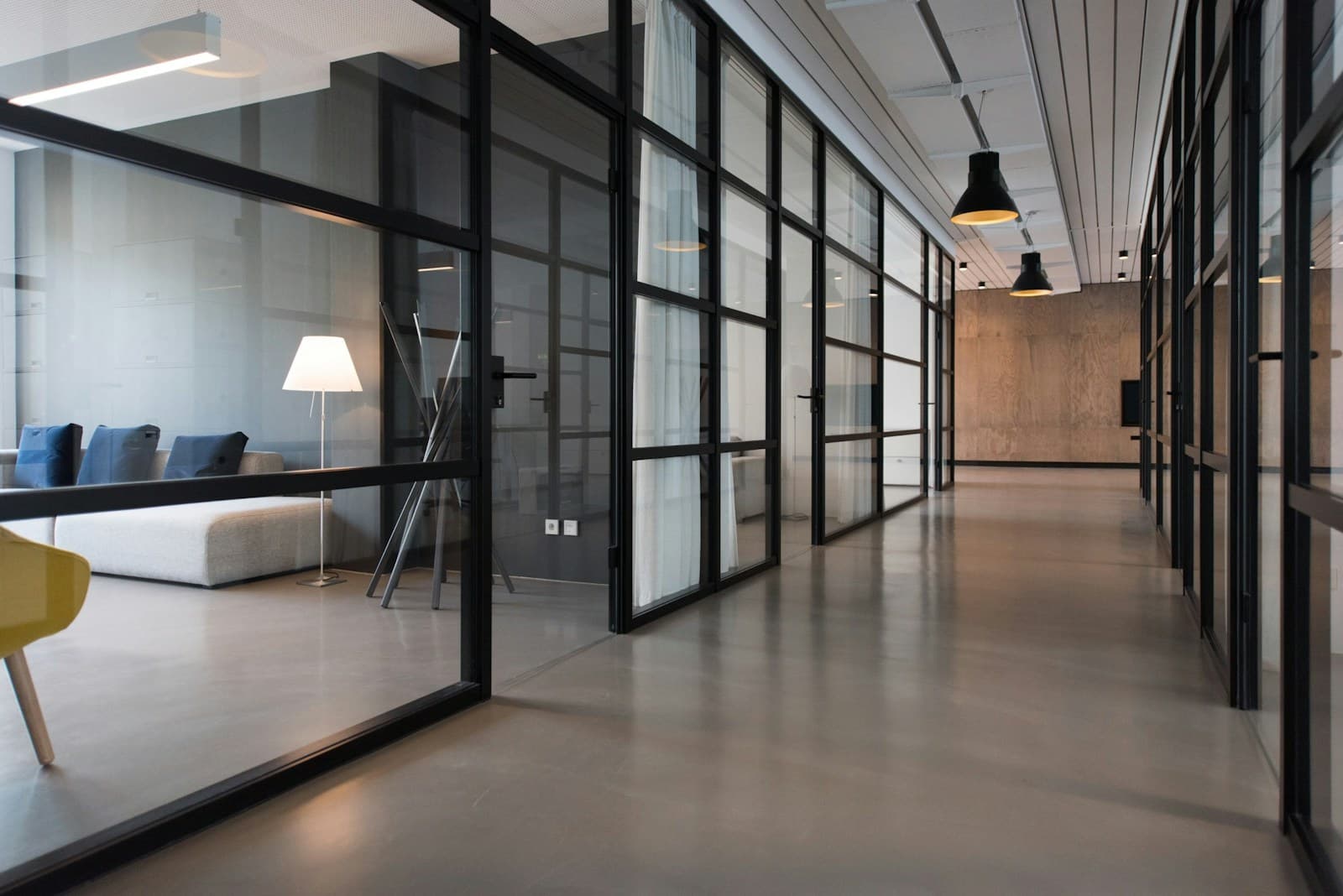 A carefully maintained space for office & commercial